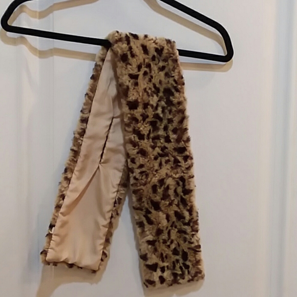 Vintage Handmade Faux Fur collar/Scarf - Picture 3 of 5